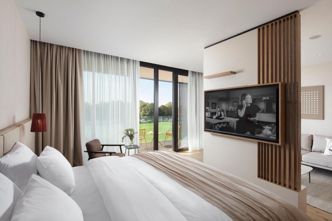 Hotel Materra 奥西耶克 外观 照片
