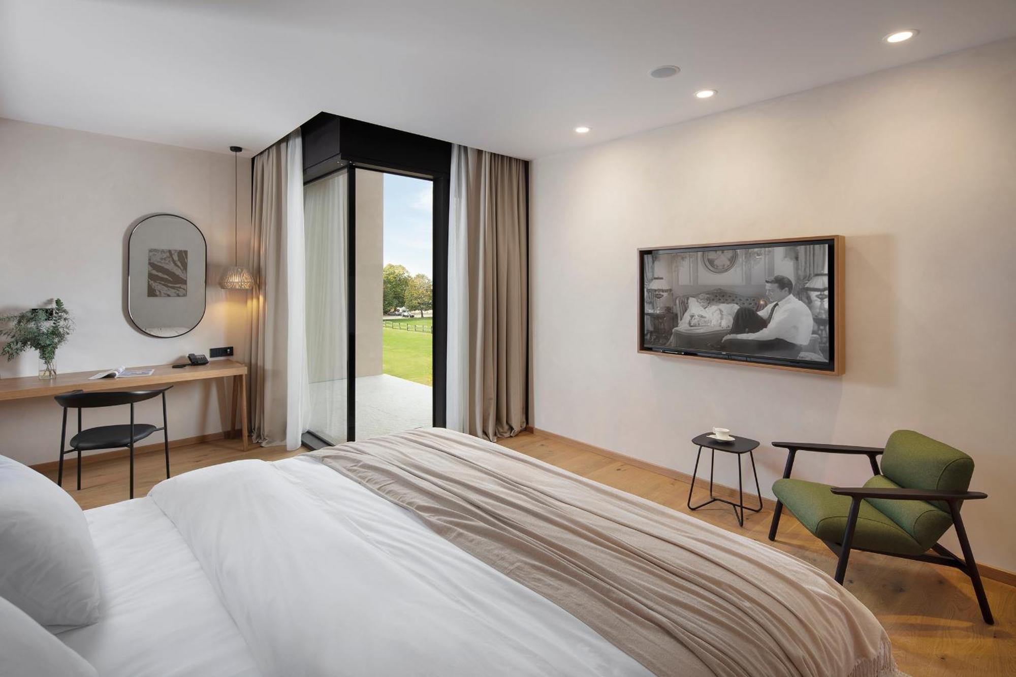 Hotel Materra 奥西耶克 外观 照片